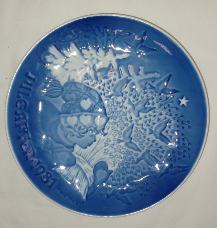 Assiettes de Noël Bing & Grondahl édition Christmas Collection plates Vintage en porcelaine Années entre 1970 et 1995 – Image 19