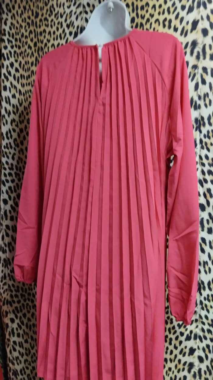 Robe plissée Rose shein différentes tailles neuf – Image 4