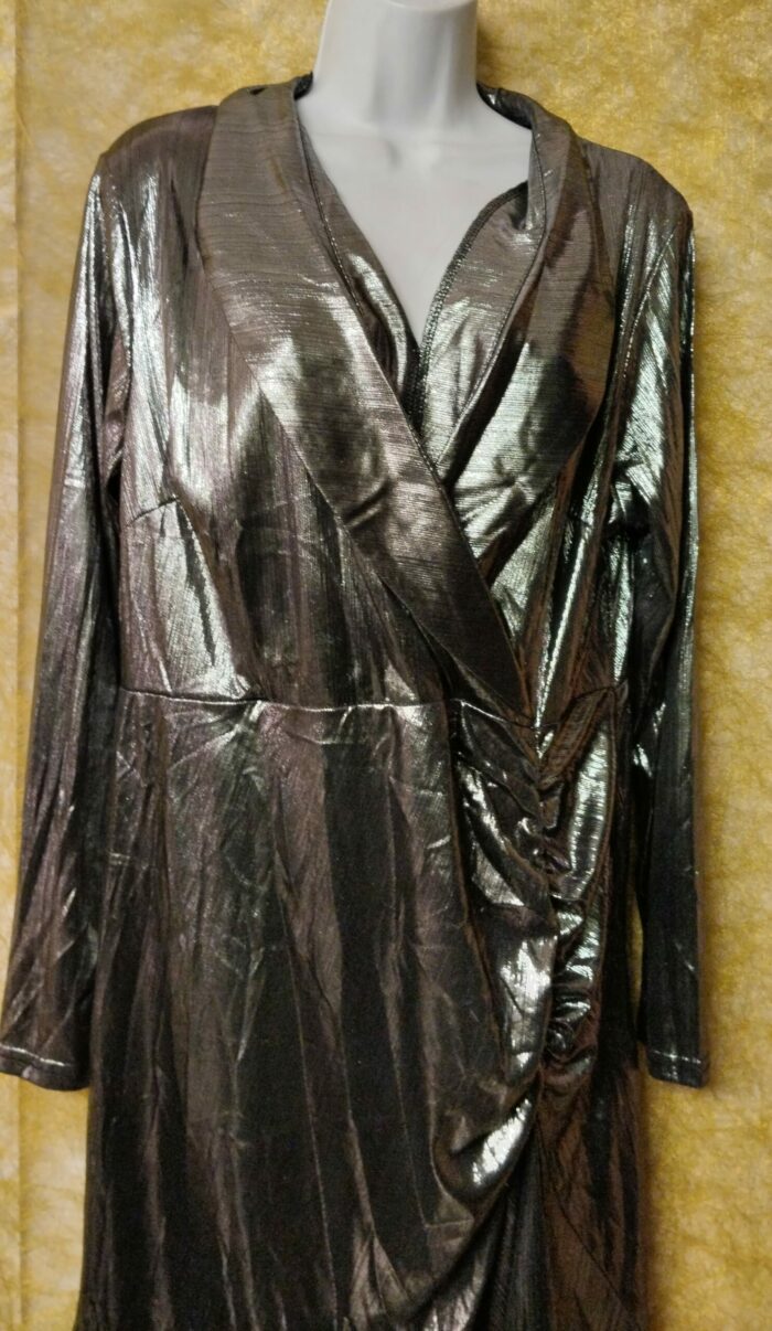 Robe de soirée argentée de la marque Shein Curve- Différentes tailles – Image 2