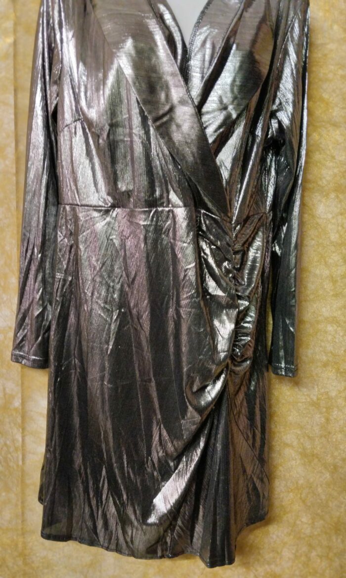 Robe de soirée argentée de la marque Shein Curve- Différentes tailles – Image 3