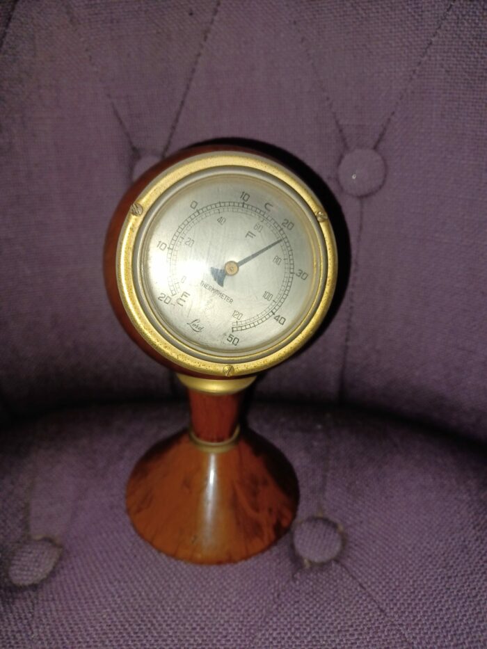 Thermomètre vintage en Bakélite et laiton des années 1930/1940 signé Lord