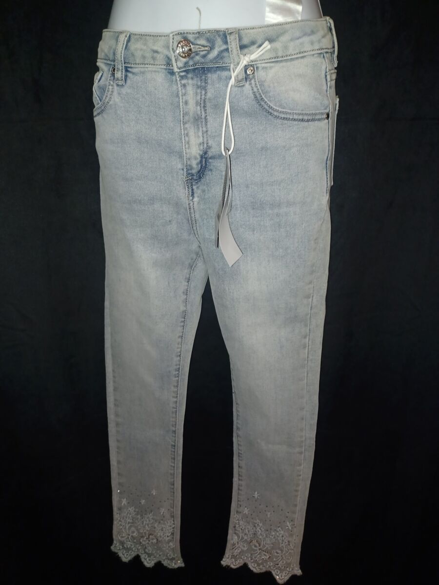 Jean brodé et strass femme denim fit super skinny, Monday premium taille 36/ S, neuf avec étiquette