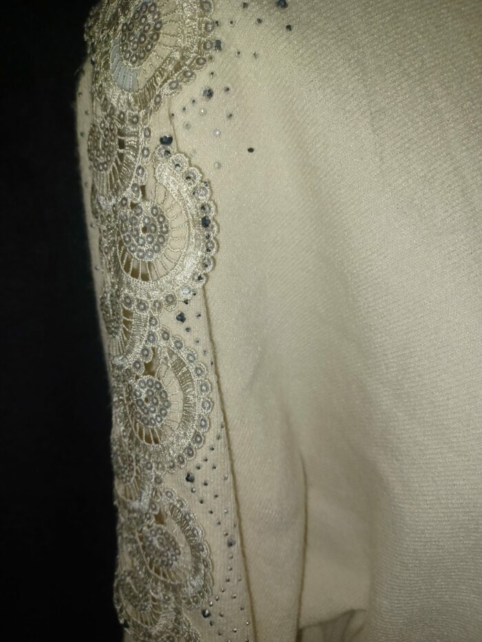 Pull doux avec dentelle et strass femme Pinka taille unique, blanc, neuf – Image 2