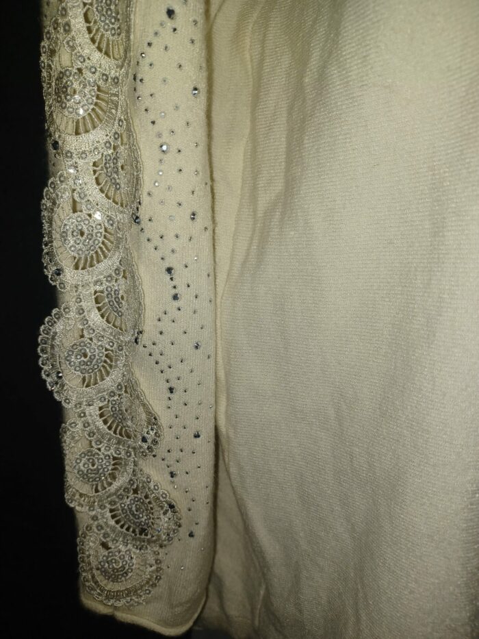 Pull doux avec dentelle et strass femme Pinka taille unique, blanc, neuf – Image 3