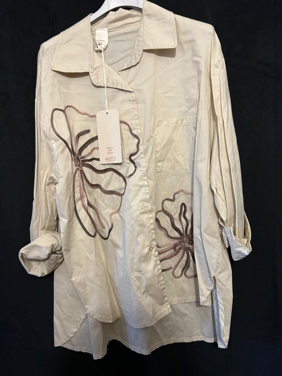 Chemise manches longues femme, Scandal!, taille unique neuf avec étiquette relief motif Floral