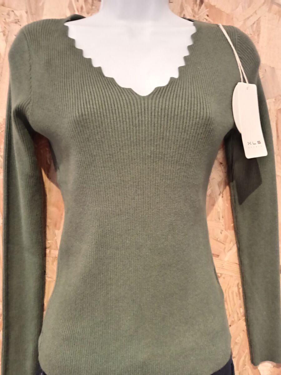 Pull fin et léger, femme, taille unique, neuf avec étiquette, New collection, marron ou vert – Image 3
