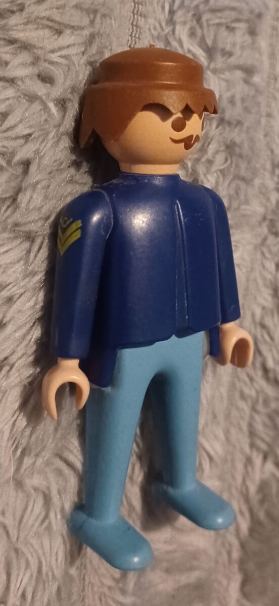Playmobil Geobra 1974 - Personnage bleu Soldat sans la boite, vintage – Image 2